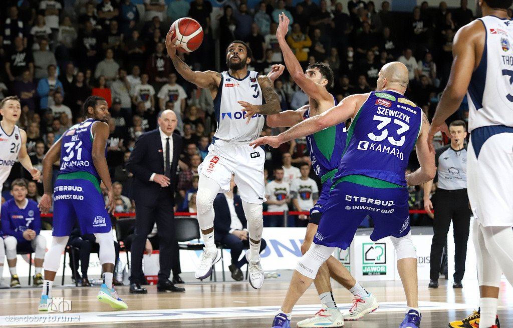 Twarde Pierniki Toruń 84:92 Anwil Włocławek