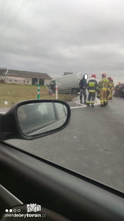 Wypadek dwóch aut we wsi pod Toruniem!