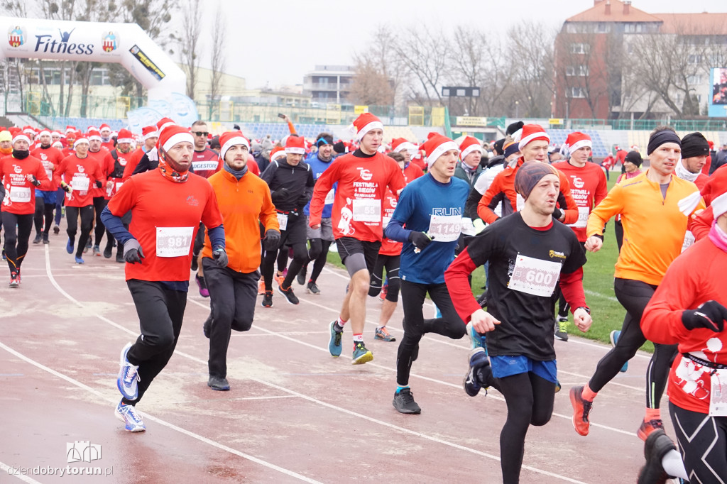 Toruń: festiwal biegowy świętych Mikołajów