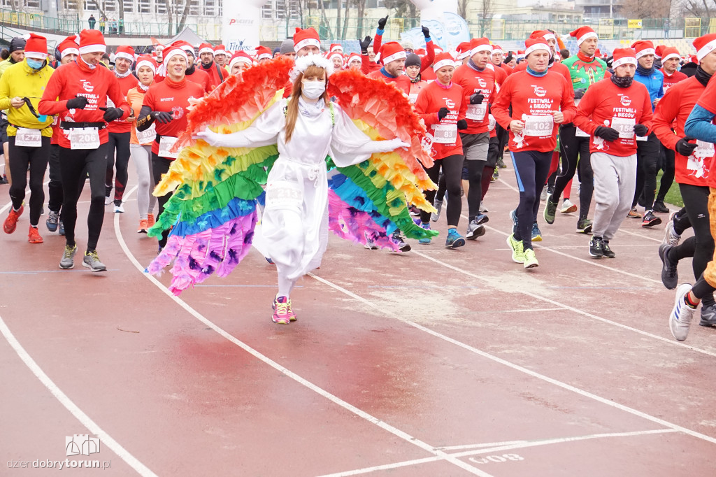 Toruń: festiwal biegowy świętych Mikołajów