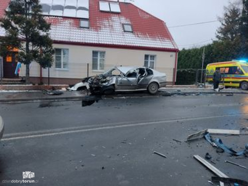 Wypadek dwóch osobówek w Papowie Toruńskim