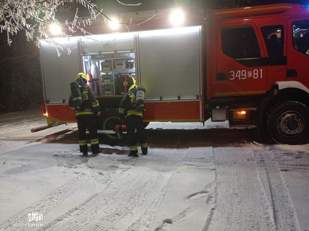 Górsk k. Torunia: zadymienie w budynku