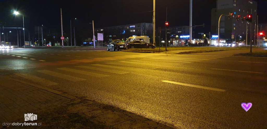 Toruń: kolizja przy Szosie Lubickiej
