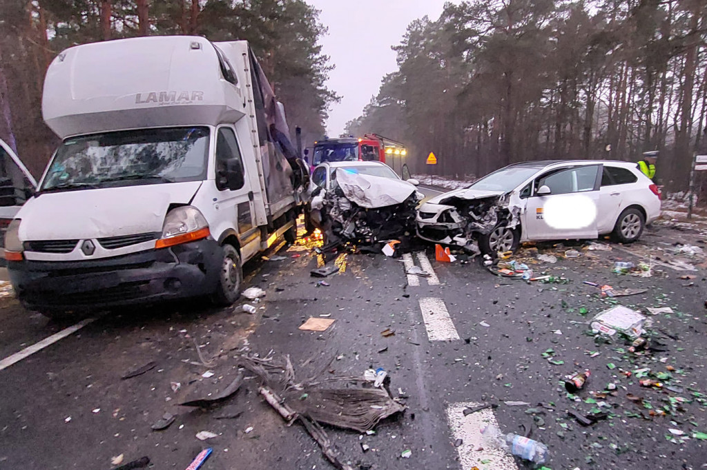 Karambol na DK 10 na wysokości Emilianowa
