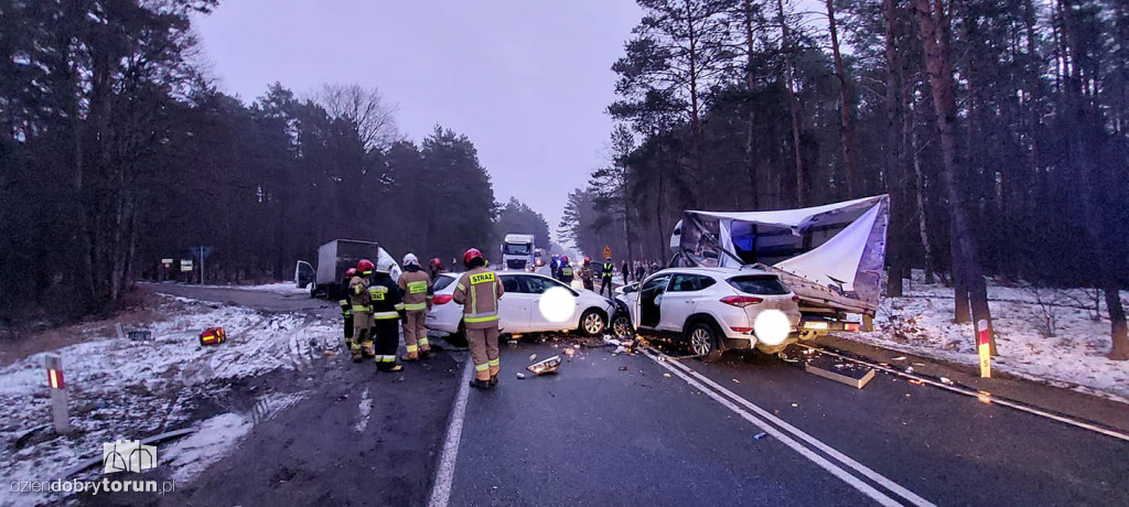 Karambol na DK 10 na wysokości Emilianowa