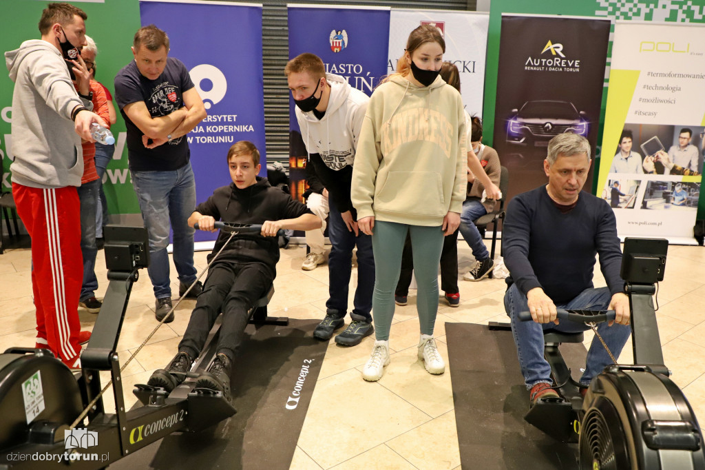 Wiosłowanie dla WOŚP w Atrium Copernicus