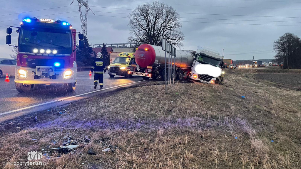 Wypadek na DK 10 w pobliżu Torunia