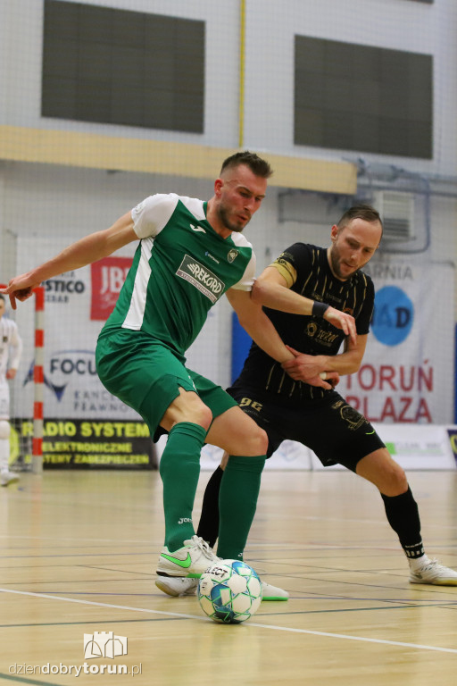 FC Reiter Toruń 2 : 8 Rekord Bielsko - Biała