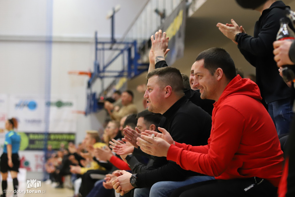 FC Reiter Toruń 2 : 8 Rekord Bielsko - Biała