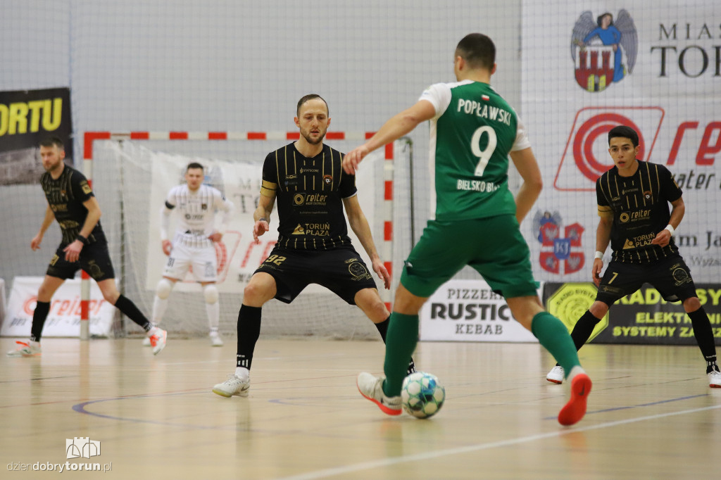 FC Reiter Toruń 2 : 8 Rekord Bielsko - Biała