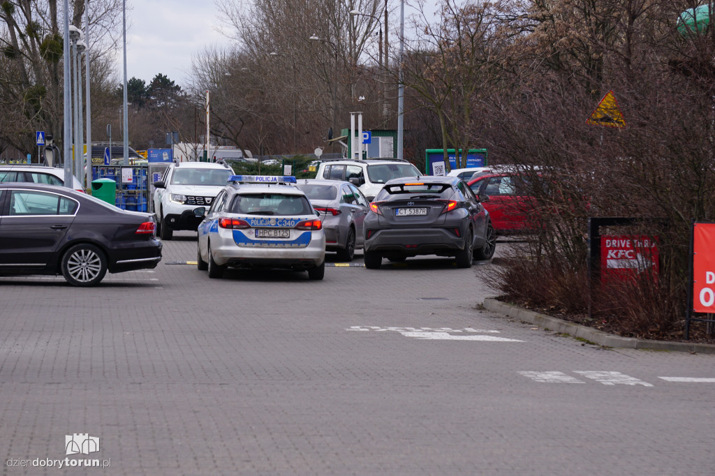 Toruń: kolejki na stacjach paliw