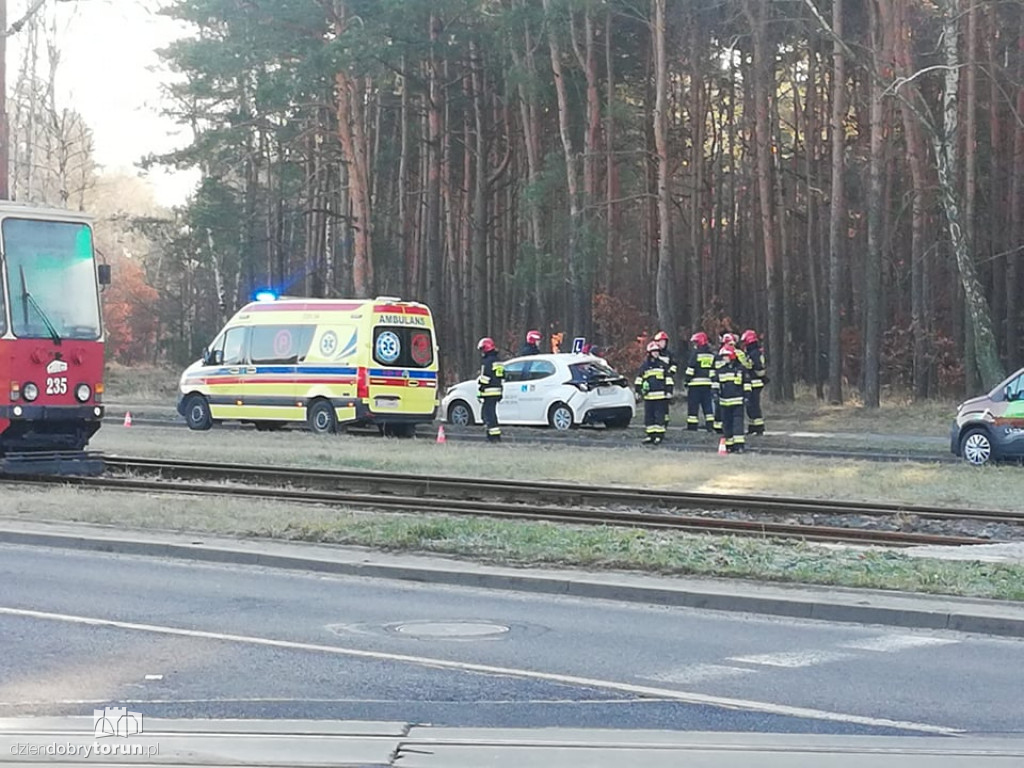 Toruń: zderzenie dwóch aut na Skarpie
