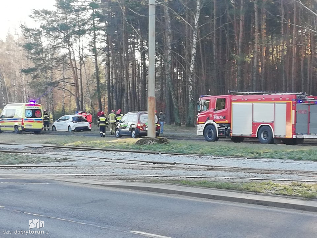 Toruń: zderzenie dwóch aut na Skarpie