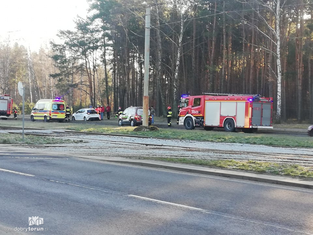 Toruń: zderzenie dwóch aut na Skarpie