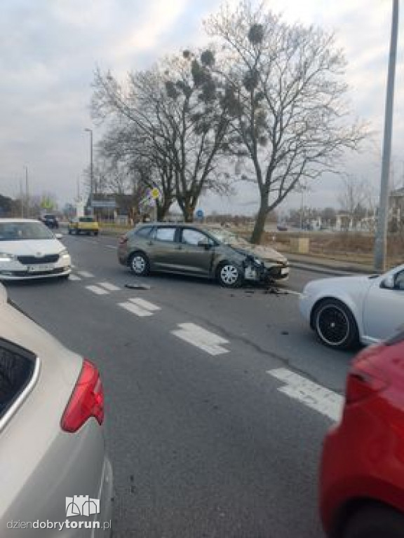 Toruń: wypadek na Drodze Starotoruńskiej