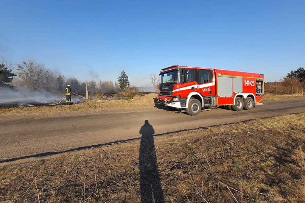 Toruń: pożar trawy przy ul. Poznańskiej