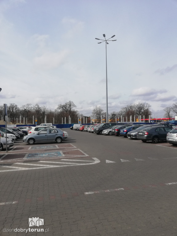 Ruszyła rozbudowa centrum handlowego w Toruniu