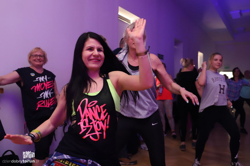 LOVE PEACE ZUMBA dla Ukrainy