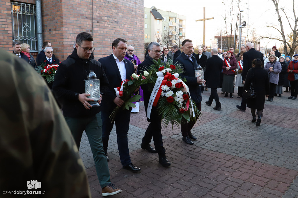 Msza w intencji ofiar katastrofy w Smoleńsku