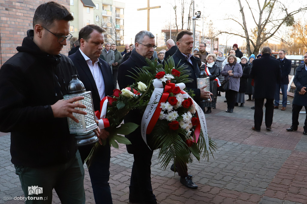Msza w intencji ofiar katastrofy w Smoleńsku