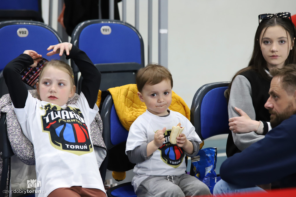 Twarde Pierniki Toruń 85:92 MKS Dąbrowa Górnicza