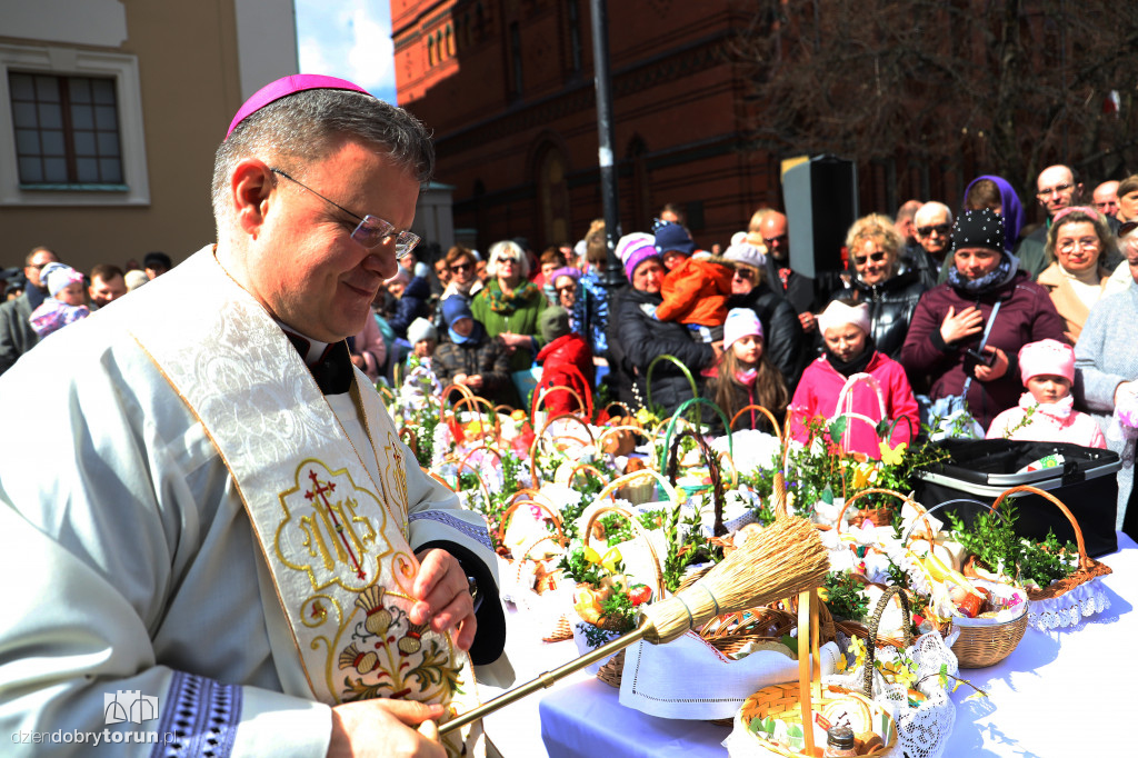 Poświęcenie pokarmów wielkanocnych