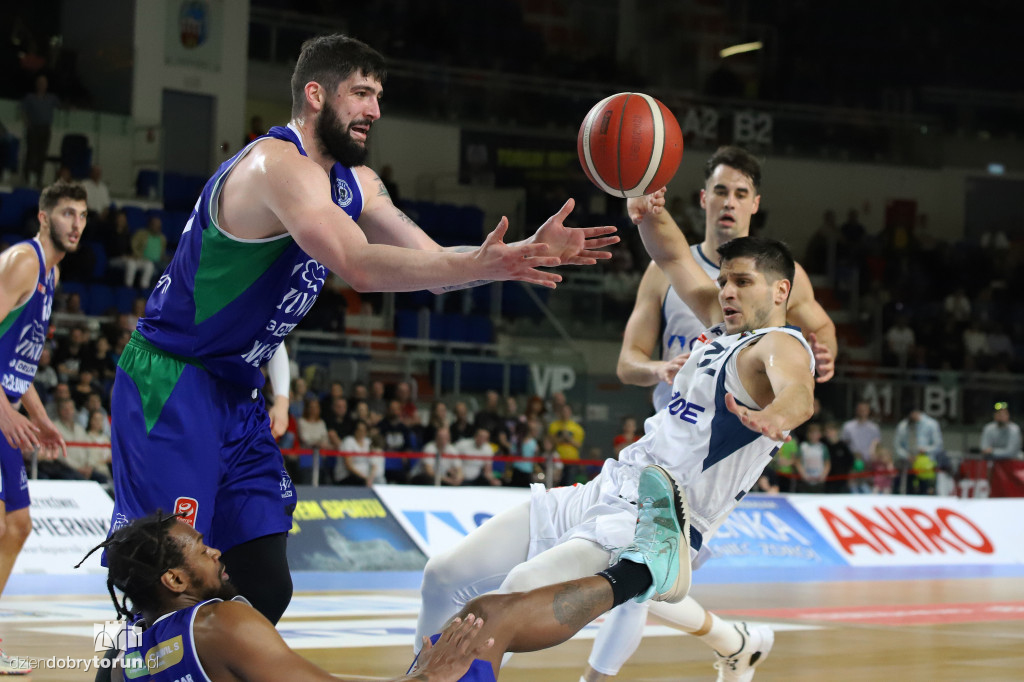 Twarde Pierniki Toruń 94 : 85 Anwil Włocławek