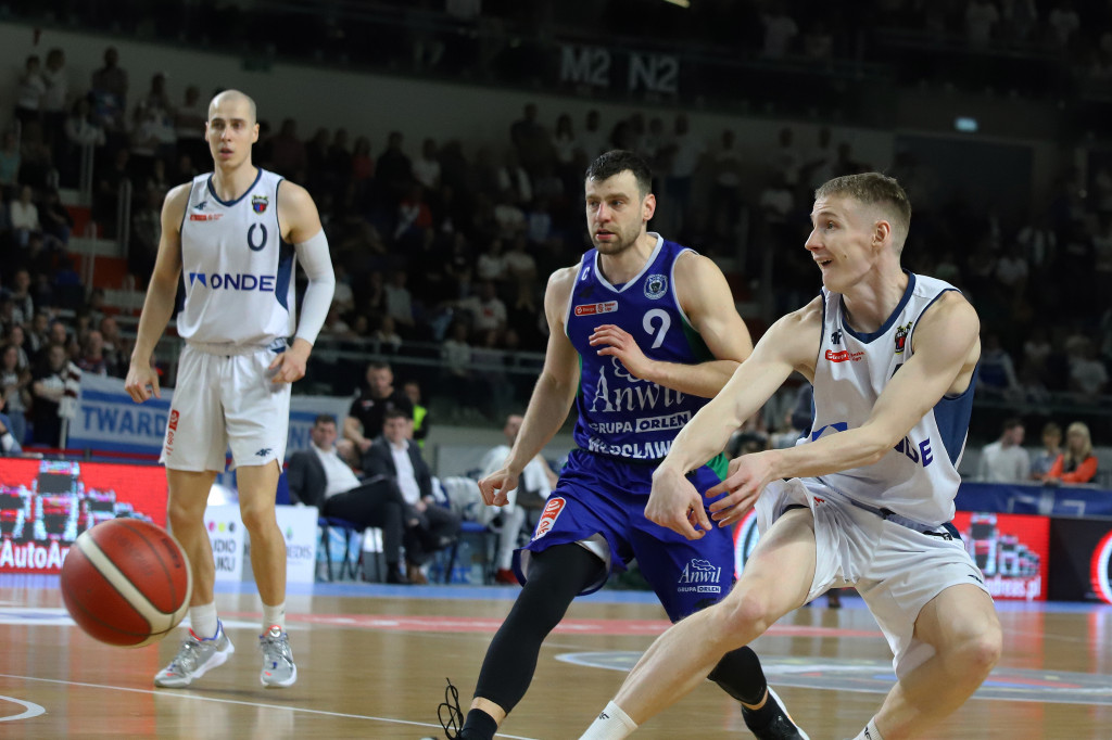 Twarde Pierniki Toruń 94 : 85 Anwil Włocławek