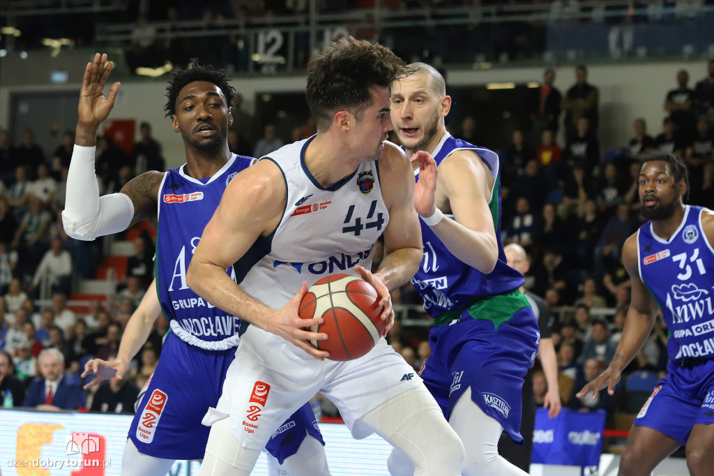 Twarde Pierniki Toruń 78 : 85 Anwil Włocławek