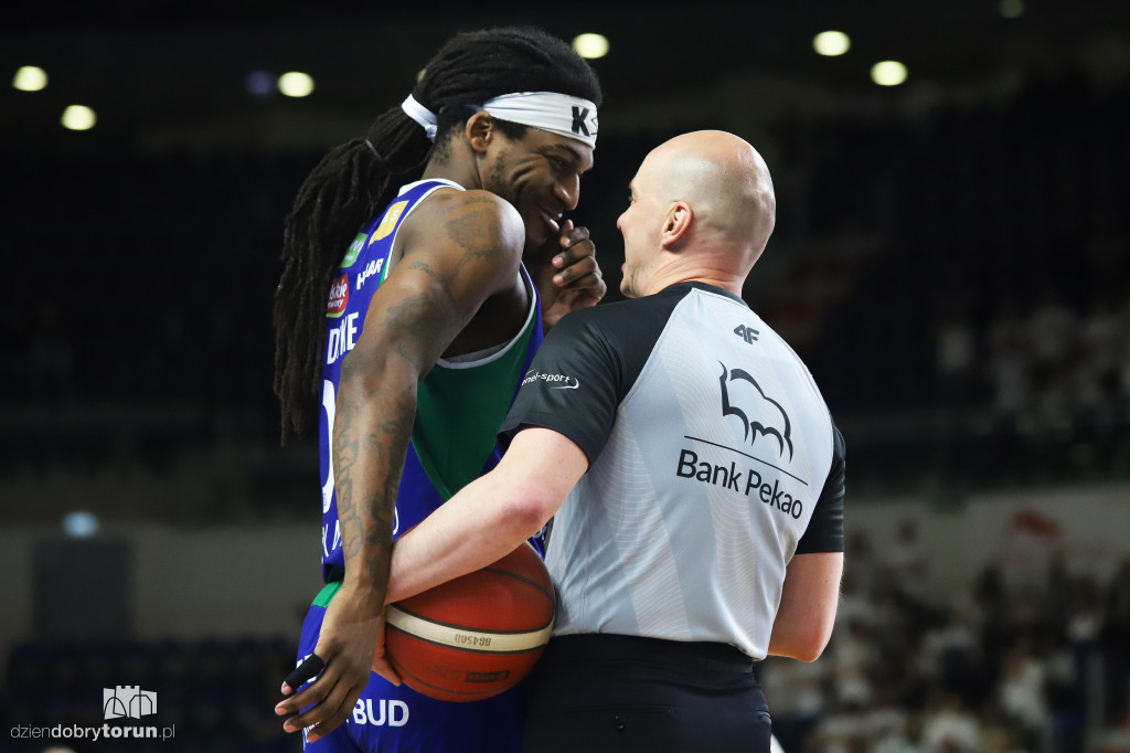 Twarde Pierniki Toruń 78 : 85 Anwil Włocławek