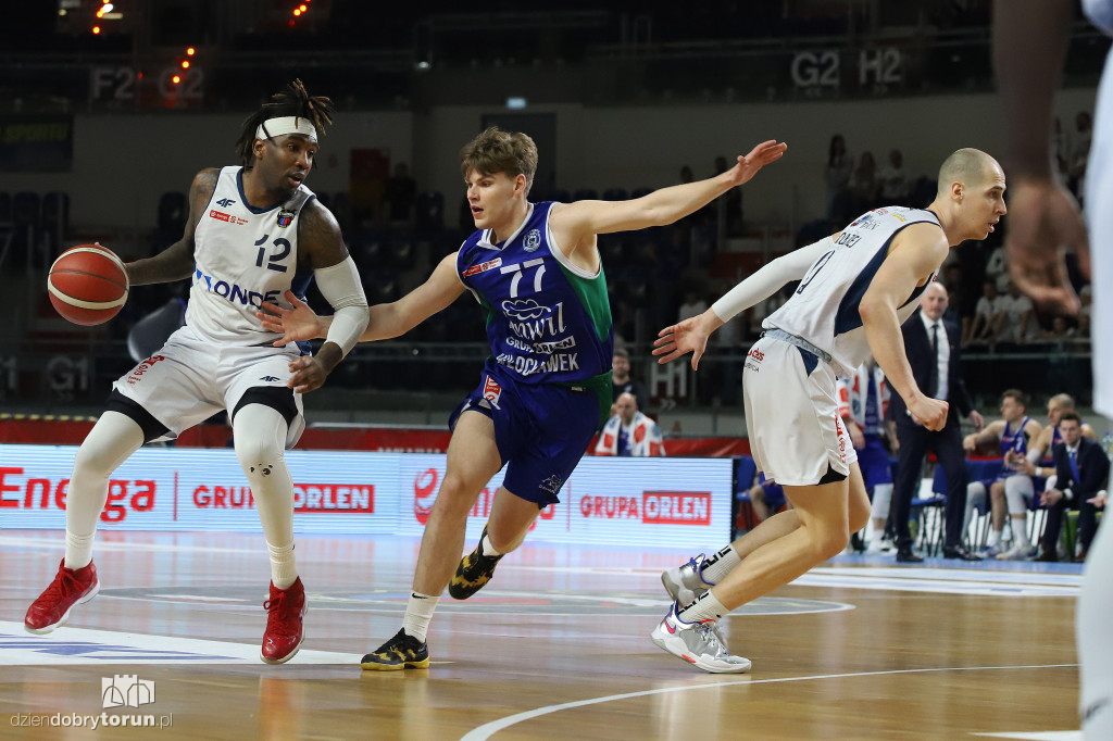 Twarde Pierniki Toruń 78 : 85 Anwil Włocławek