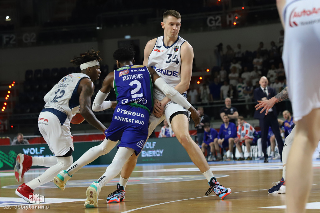 Twarde Pierniki Toruń 78 : 85 Anwil Włocławek