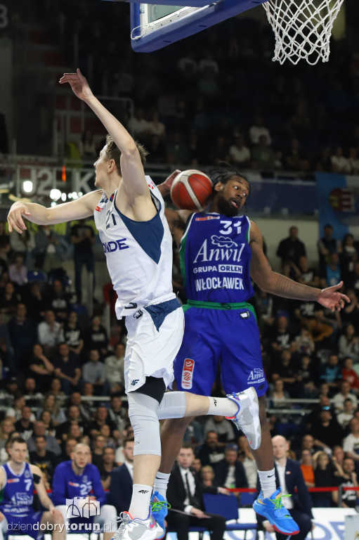 Twarde Pierniki Toruń 78 : 85 Anwil Włocławek