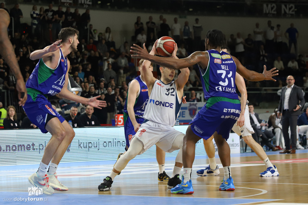 Twarde Pierniki Toruń 78 : 85 Anwil Włocławek
