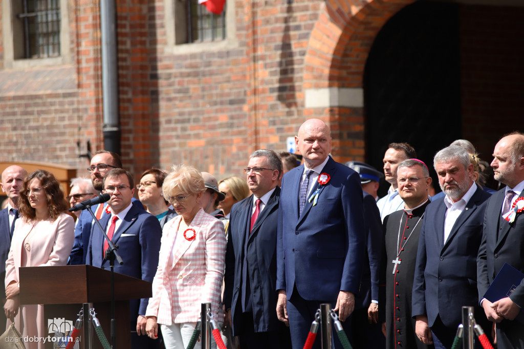 Uroczystości z okazji 231 rocznicy uchwalenia Konstytucji