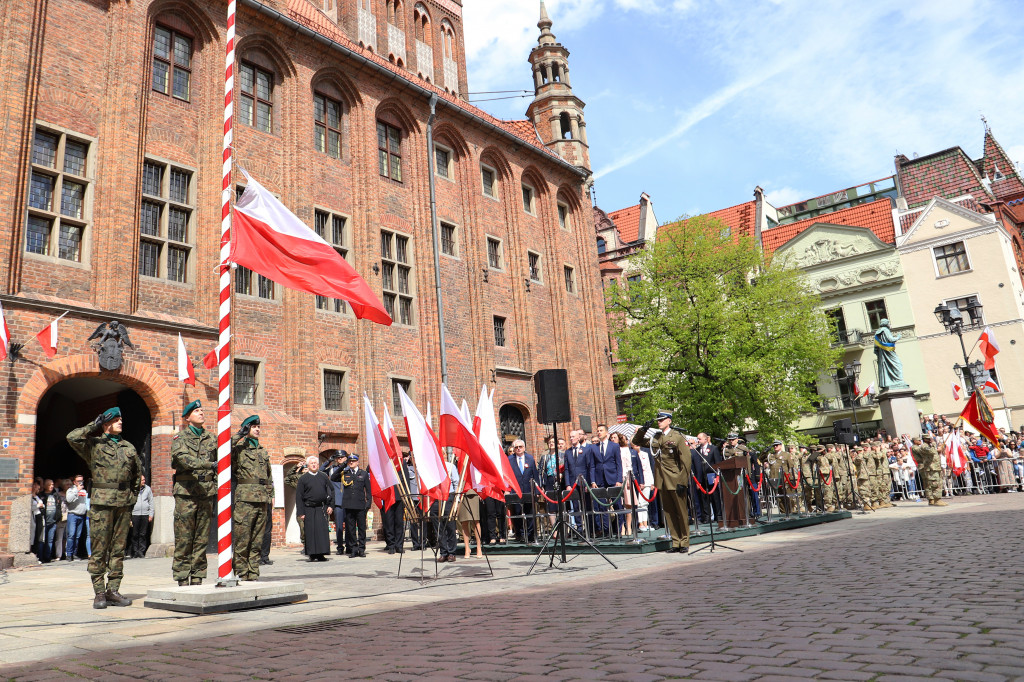 Uroczystości z okazji 231 rocznicy uchwalenia Konstytucji