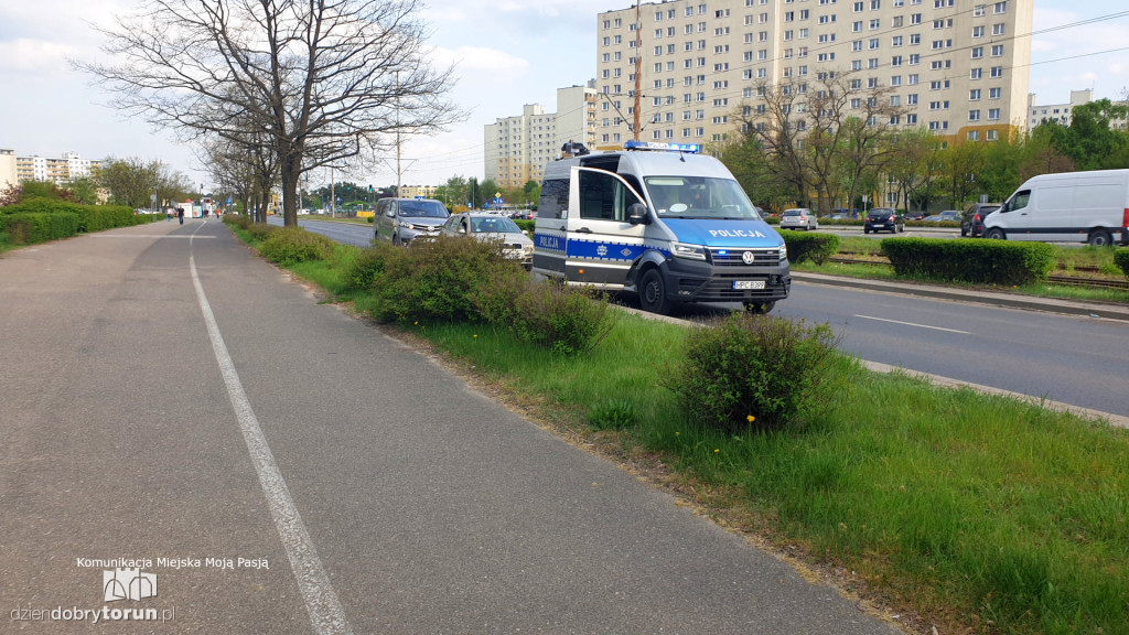 Kolizja rowerzystów na Skarpie