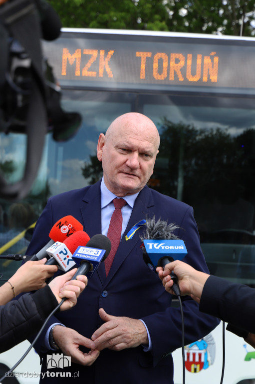 Prezentacja pierwszych eklektycznych autobusów