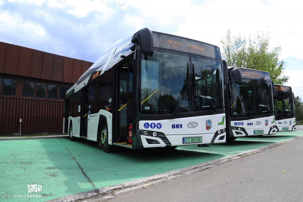 Prezentacja pierwszych eklektycznych autobusów