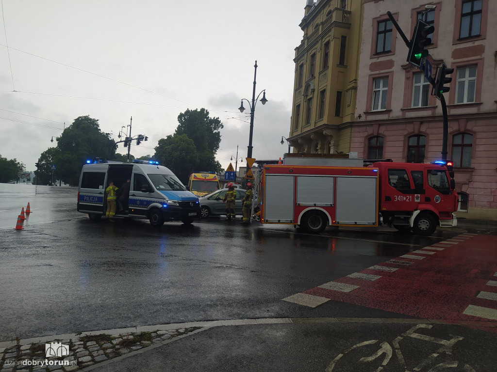 Kolizja przy Warszawskiej w Toruniu