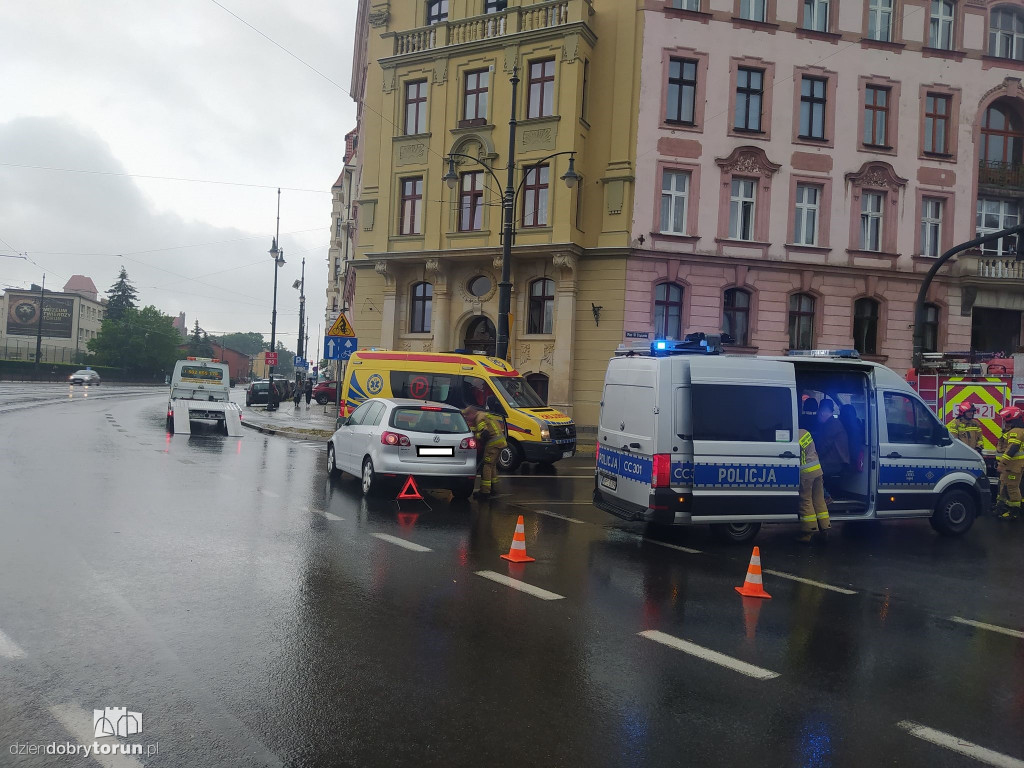 Kolizja przy Warszawskiej w Toruniu