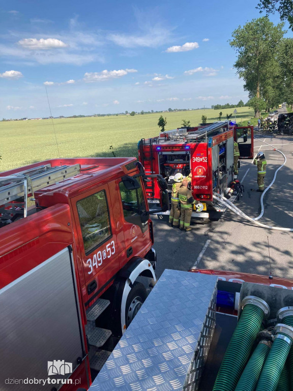 Pożar samochodu w pobliżu Torunia