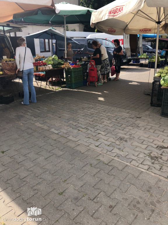 Wizyta na miejskim targowisku