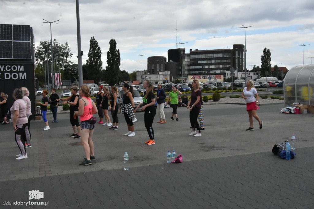 Charytatywny maraton - Zumba dla zwierzaków