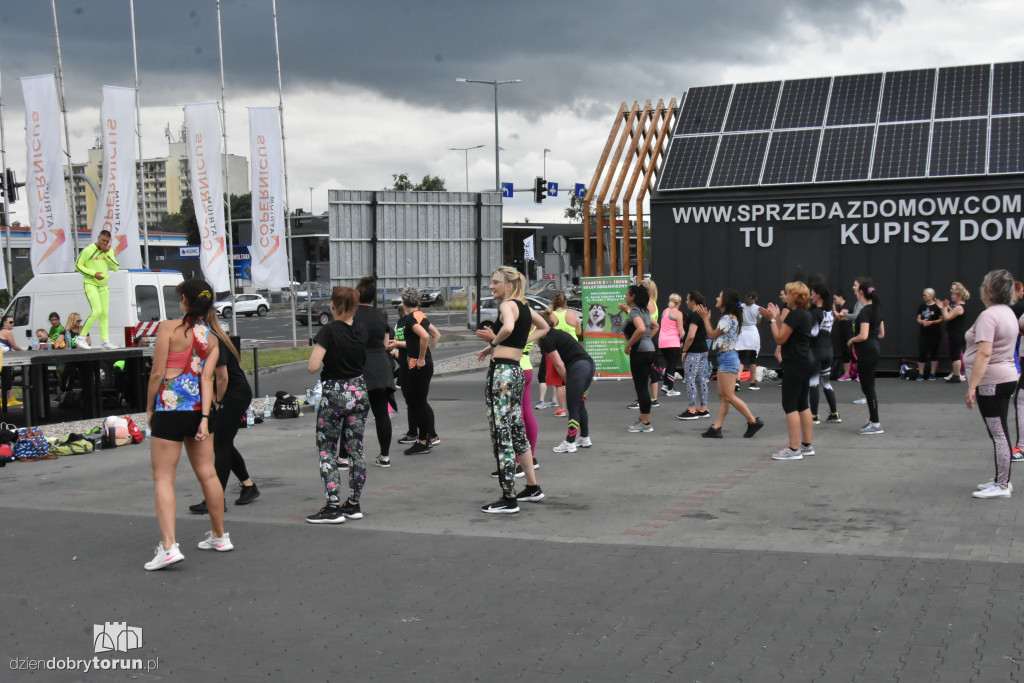 Charytatywny maraton - Zumba dla zwierzaków