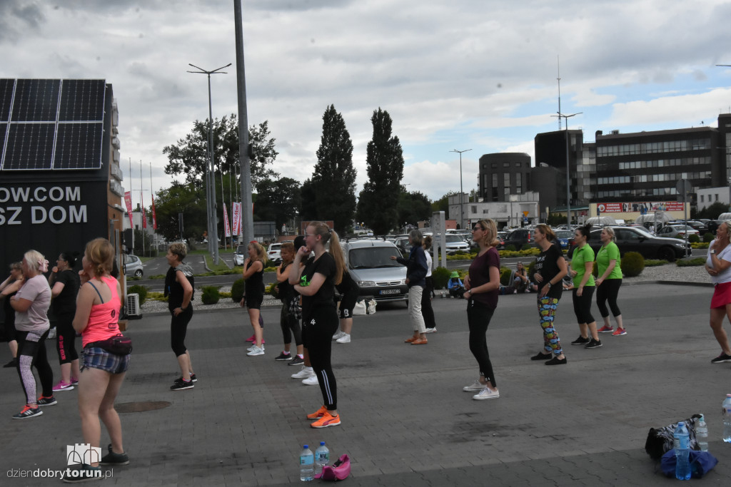 Charytatywny maraton - Zumba dla zwierzaków