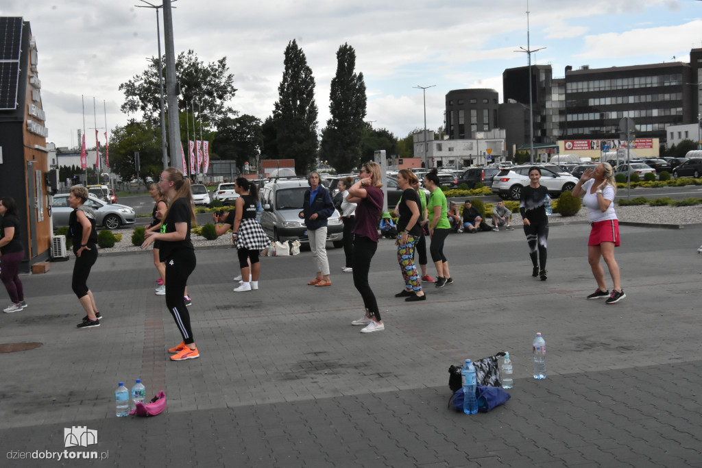 Charytatywny maraton - Zumba dla zwierzaków