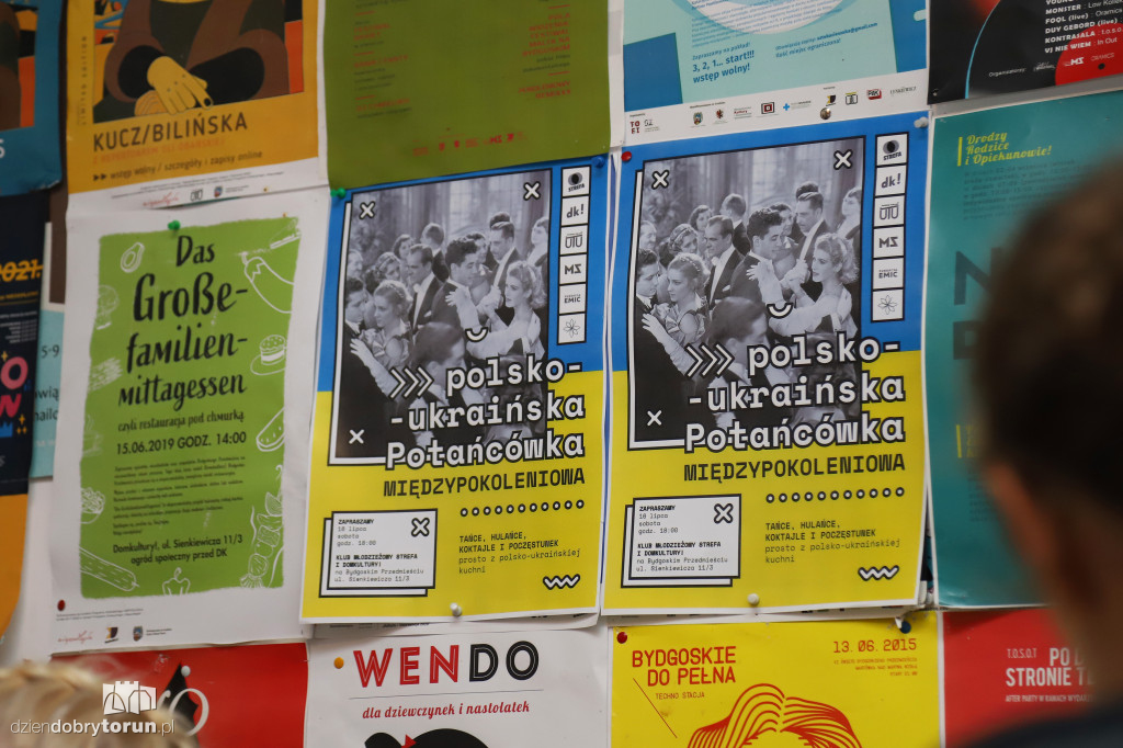 Międzypokoleniowa polsko - ukraińska potańcówka