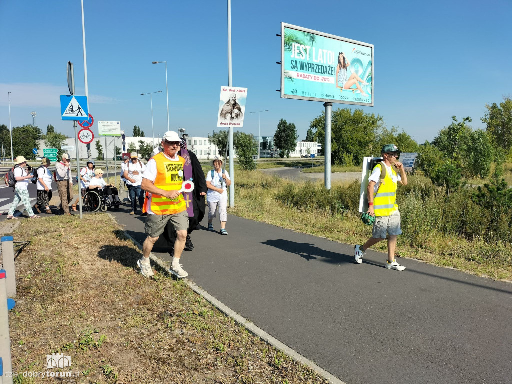 Torunianie ruszyli w drogę na Jasną Górę