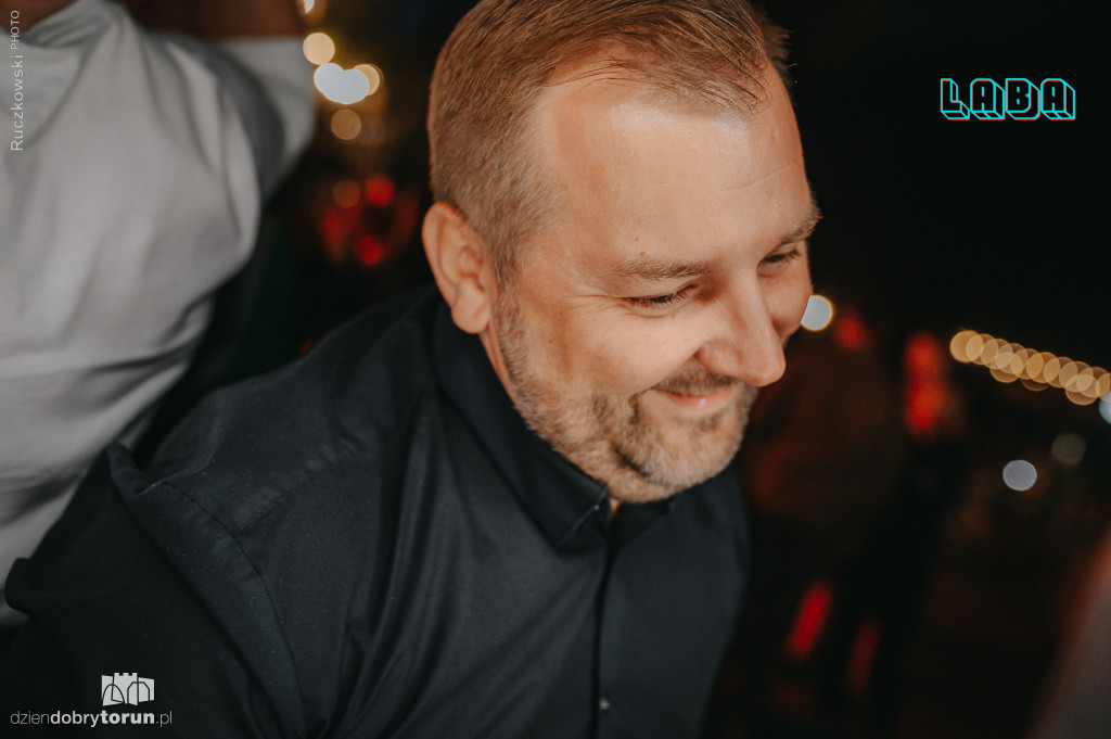 Imprezowa noc w Laba Przystań Towarzyska